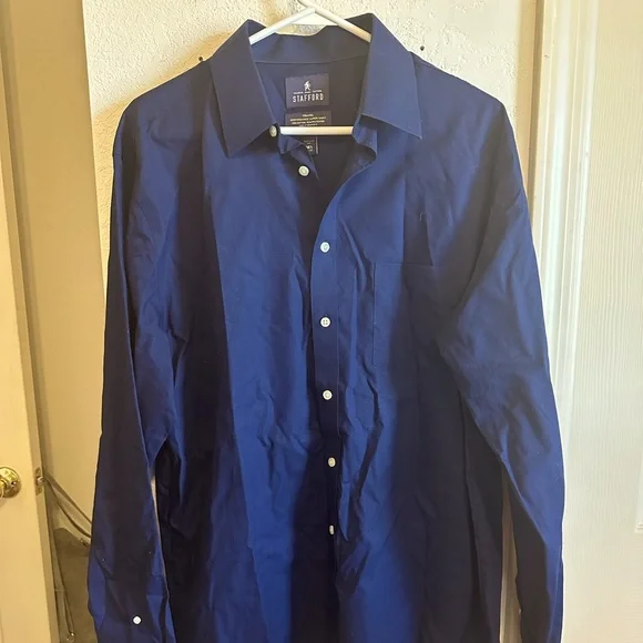 Stanford Men's dress shirt navy blue 16 1/2 regular fit Stanford Men's dress shirt navy blue 16 1/2 regular fit